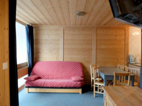Studio Confortable avec Balcon, Proche des Pistes, Animaux Acceptés - FR-1-502-497